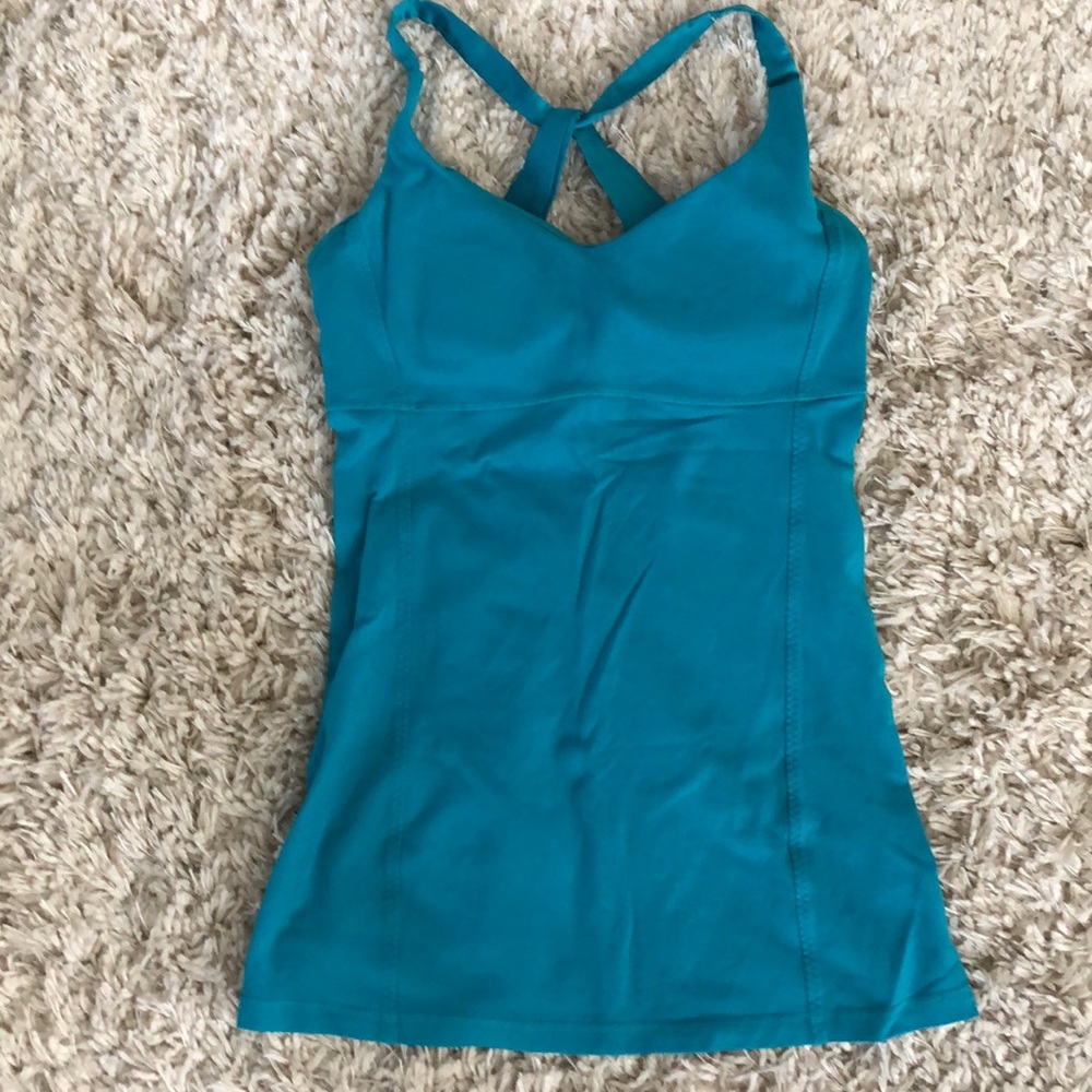 Lululemon tank